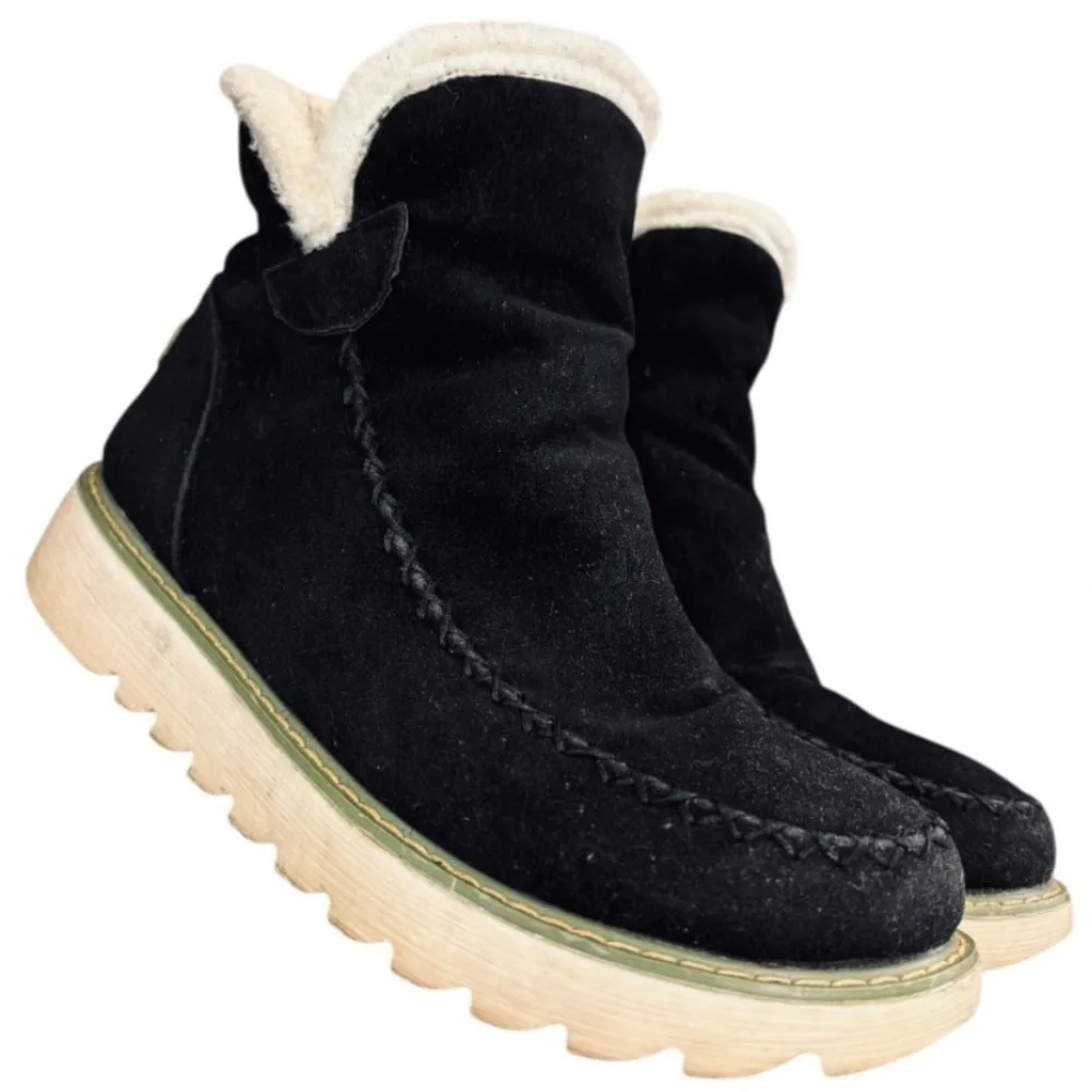 AVSTCFS Sport Women’s Black Suede Ankle Pull On Boots with Cream Fur Lining
